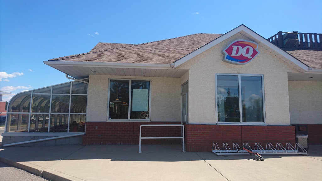 Dairy Queen | 100 Village Ln, Okotoks, AB T1S 1Z6, Canada | Phone: (403) 938-7500