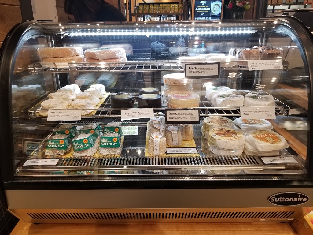 Junction Fromagerie | 17600 Yonge St, Newmarket, ON L3Y 4Z1, Canada