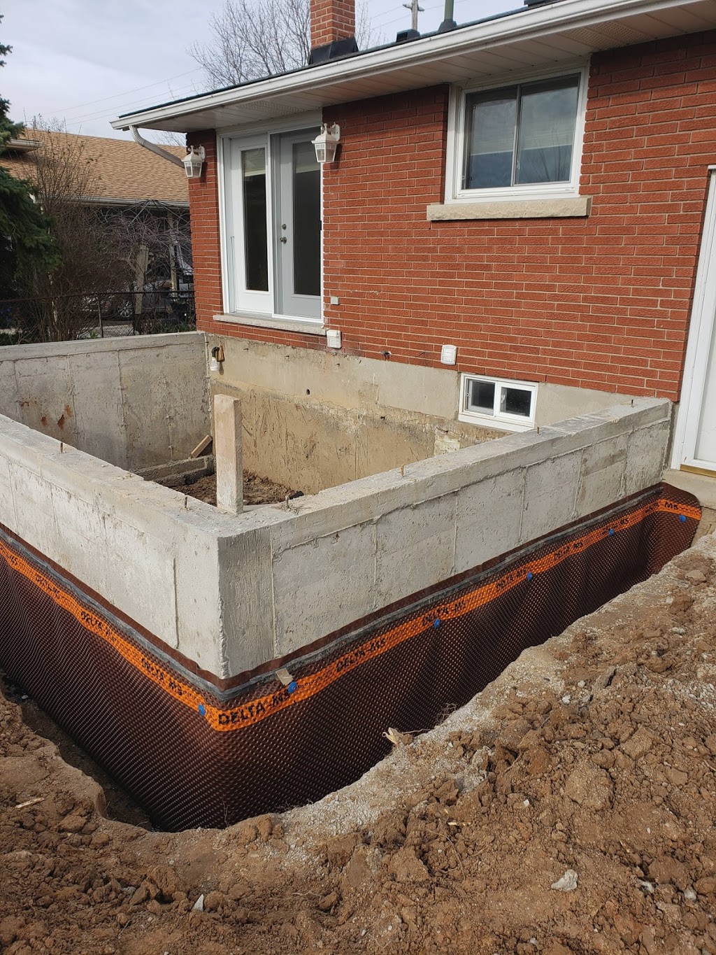 K.R.S. Concrete Construction | 418 Mackan St, Thorold, ON L2V 1H2, Canada | Phone: (905) 708-8879