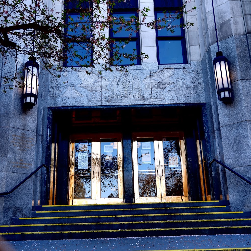 Vancouver City Hall | 453 W 12th Ave, Vancouver, BC V5Y 1V4, Canada | Phone: (604) 873-7000