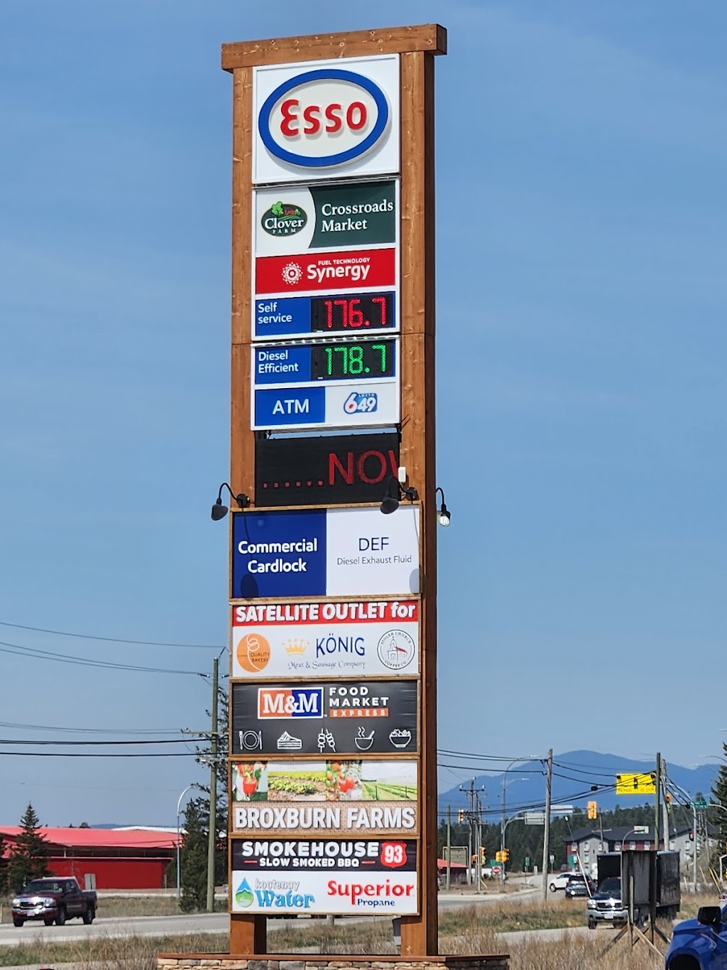 Crossroads Market Esso | 548 BC-93 #95, Invermere, BC V0A 1K2, Canada | Phone: (778) 526-5085