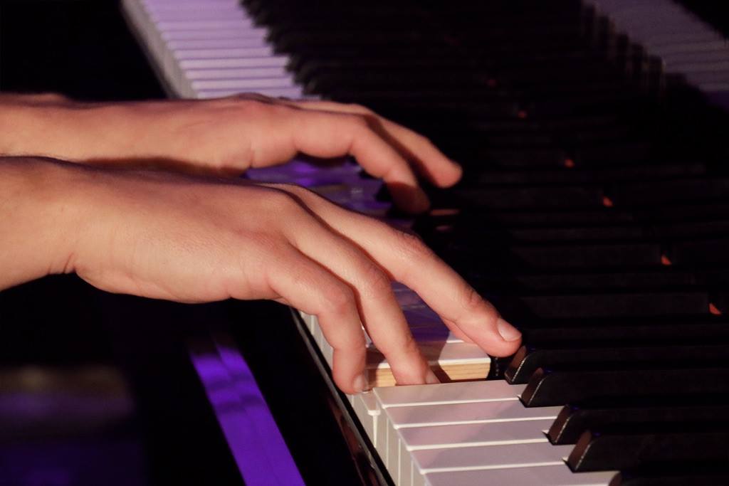 Pianiste Priscille Bilodeau cours de piano et chant - Musique d | 119 Rue Cleveland, Kingsey Falls, QC J0A 1B0, Canada | Phone: (819) 806-0078