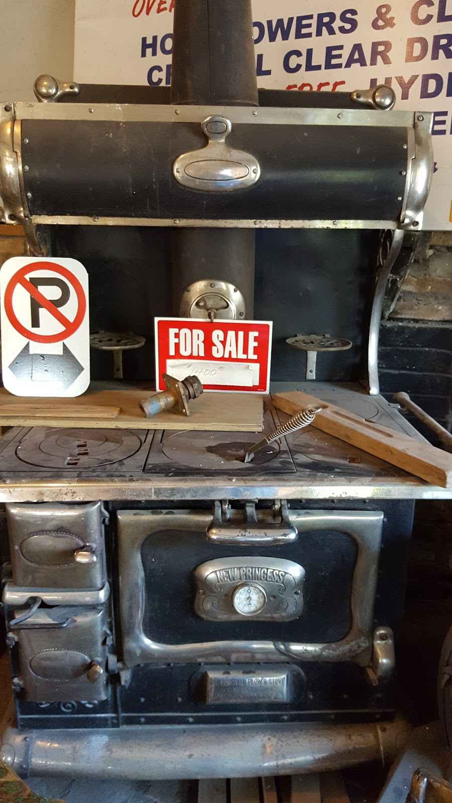 Antique Store | 220 Forced Rd, Merrickville, ON K0G 1N0, Canada | Phone: (613) 269-4969