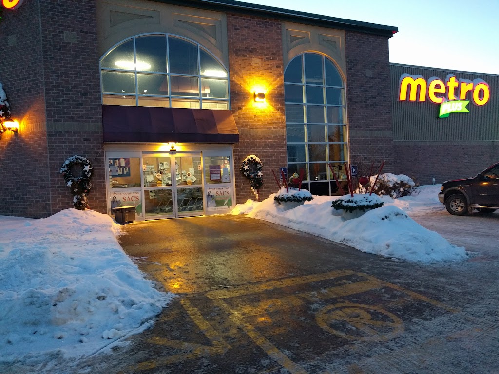 Metro Plus Boutin Dolbeau-Mistassini | 99 8e Av, Dolbeau-Mistassini, QC G8L 1Z1, Canada | Phone: (418) 276-0361