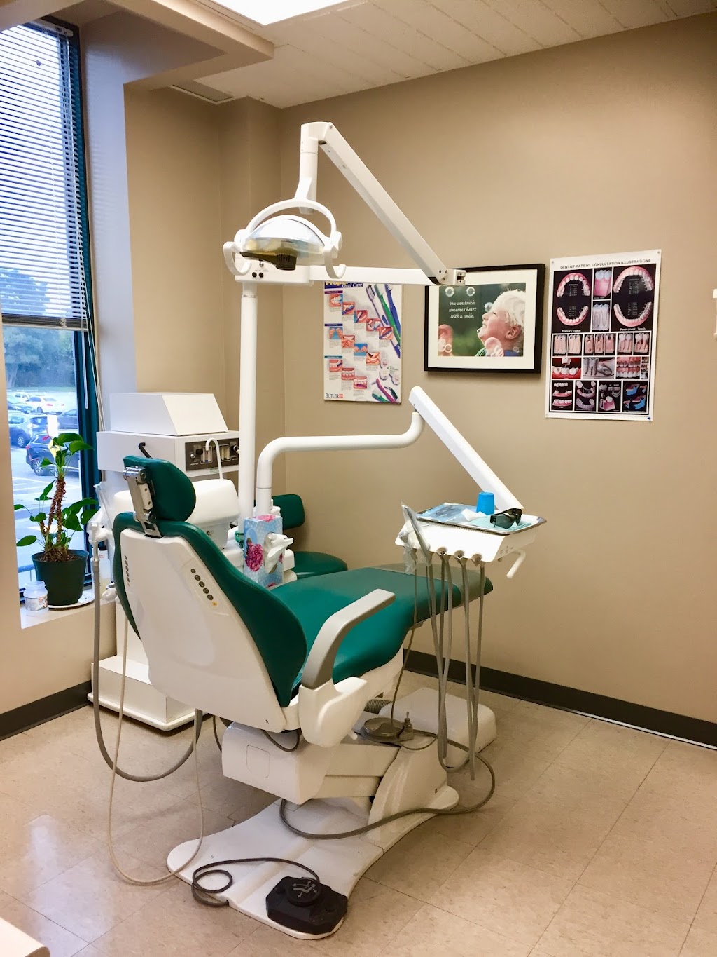 SGH Dental Office | 3030 Lawrence Ave E, Scarborough, ON M1P 2T7, Canada | Phone: (416) 438-8008