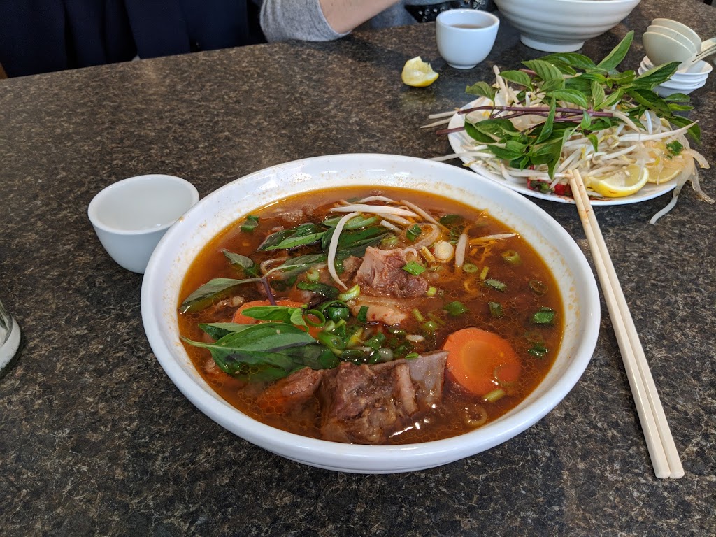 Pho Nguyen Hoang | 510 Wyandotte St W, Windsor, ON N9A 5X6, Canada | Phone: (519) 977-0852