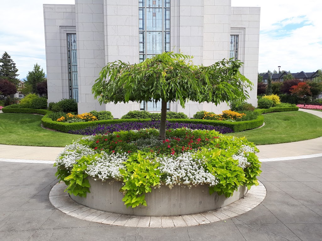 Vancouver British Columbia Temple | 2A9, 20370 82 Ave, Langley City, BC V2Y 2B2, Canada | Phone: (604) 513-5933