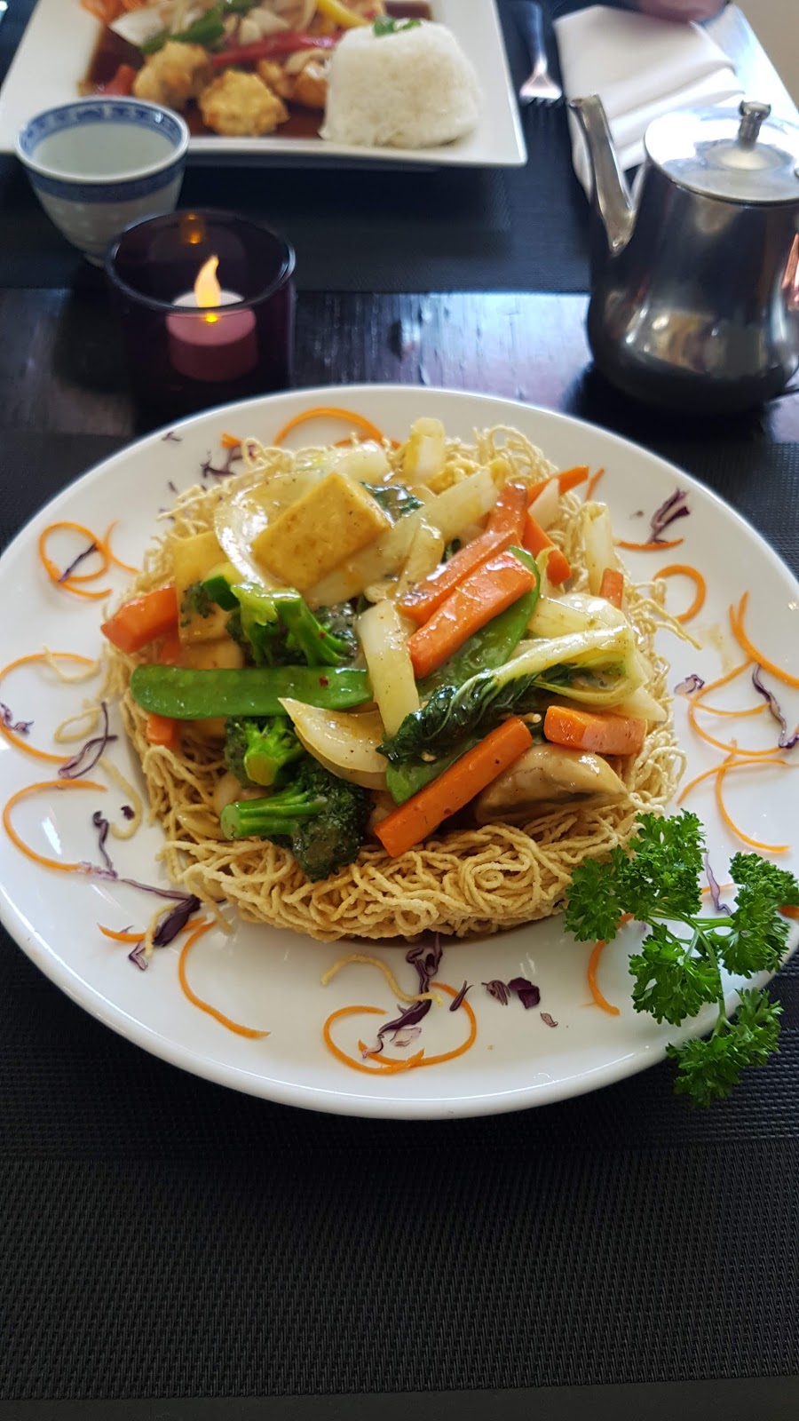 Restaurant Chez Heng | 154 Boulevard Sir-Wilfrid-Laurier, Beloeil, QC J3G 4G7, Canada | Phone: (450) 281-4364