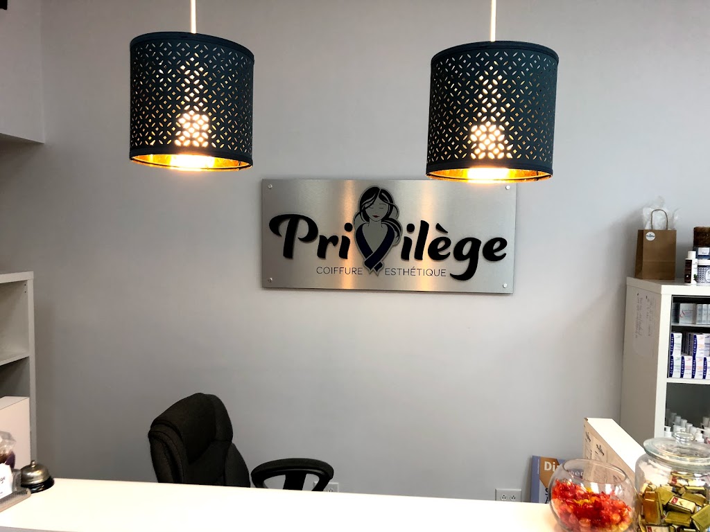 Privilège coiffure esthétique | 5199 Rue Sherbrooke E, Montréal, QC H1T 3X2, Canada | Phone: (514) 255-3436