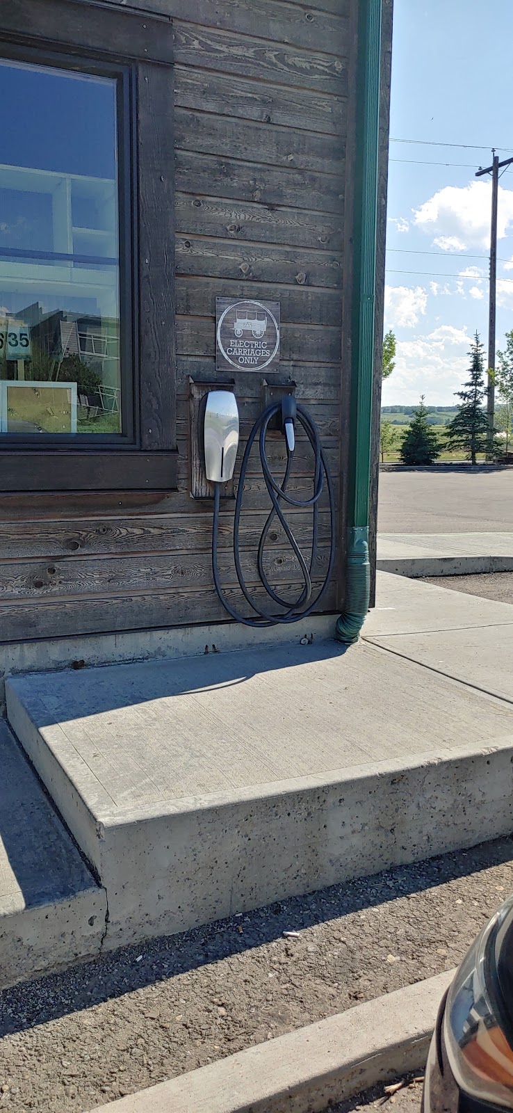 Tesla Destination Charger | 10 Griffin Industrial Point Unit #1, Cochrane, AB T4C 0A2, Canada | Phone: (403) 605-0420