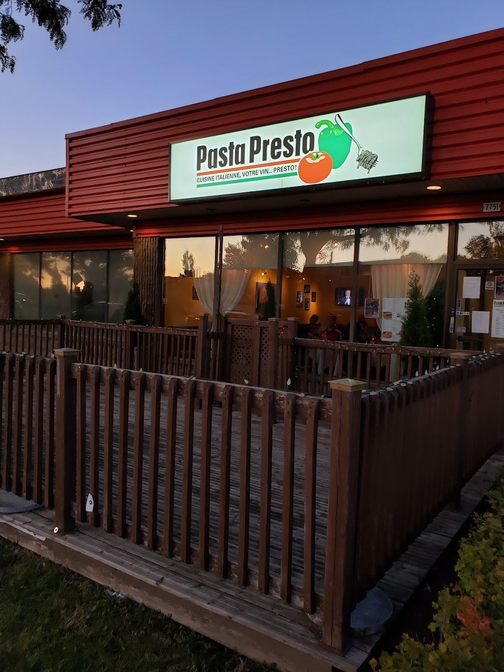 Restaurant Pasta Presto | 7751 Boulevard Roi-René, Anjou, QC H1K 3G9, Canada | Phone: (514) 352-8662