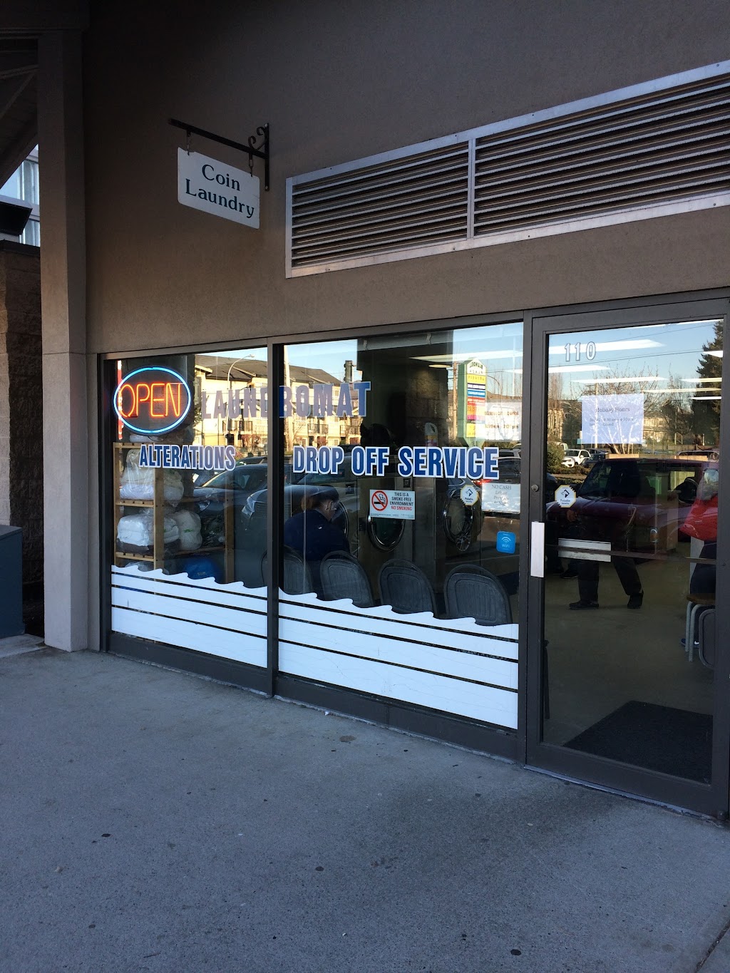 Garden City Coin Laundry | 8040 Garden City Rd, Richmond, BC V6Y 2N9, Canada | Phone: (604) 244-1120