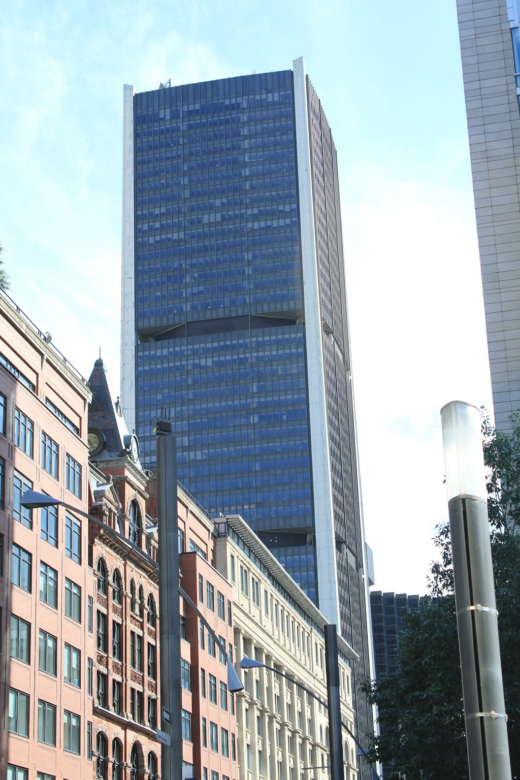 RBC Royal Bank | 800 Rue du Square-Victoria, Montréal, QC H4Z 1A1, Canada | Phone: (514) 874-2959