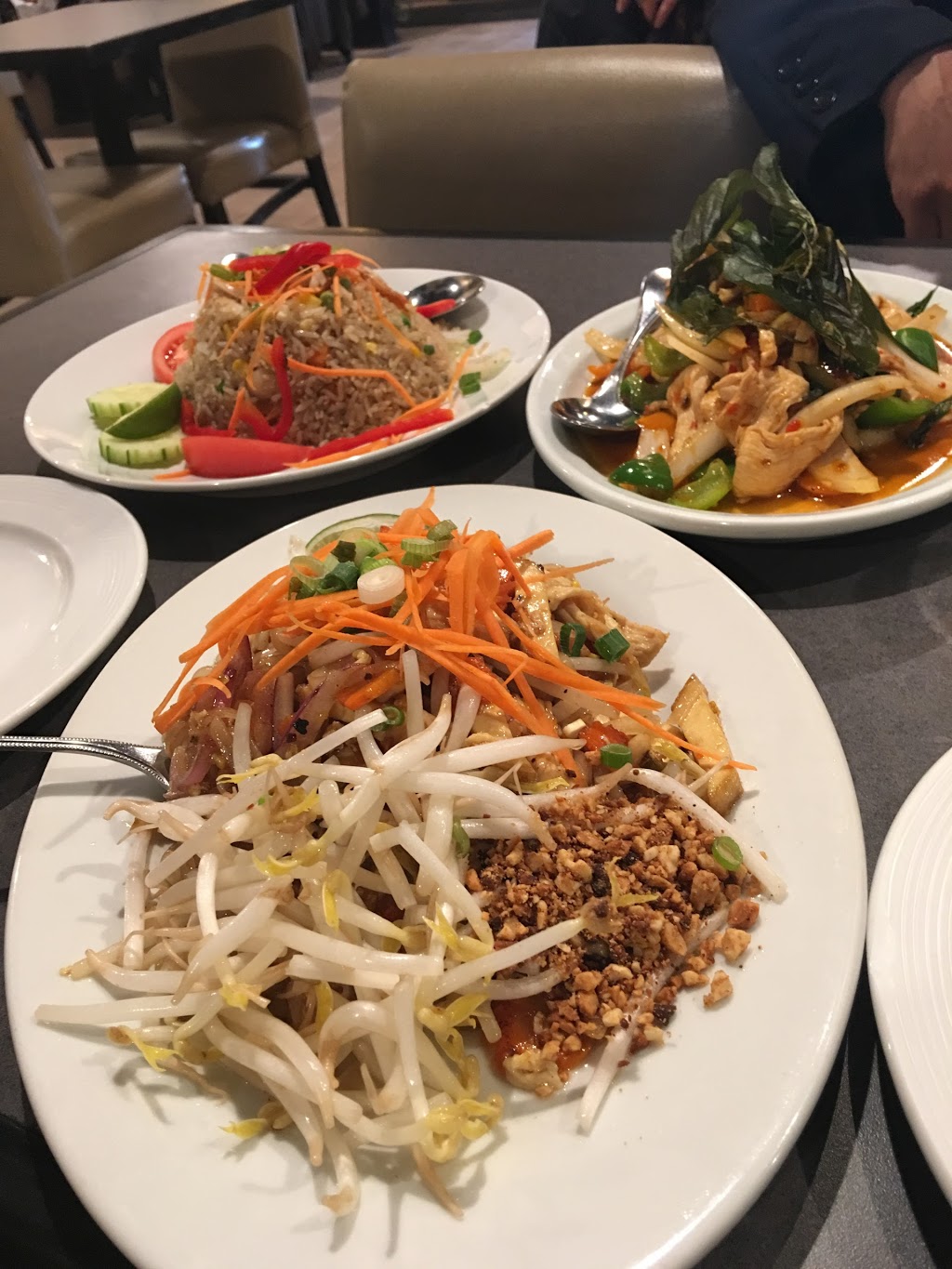 Little Bangkok | 227 Main St N, Markham, ON L3P 1Y6, Canada | Phone: (905) 471-8818