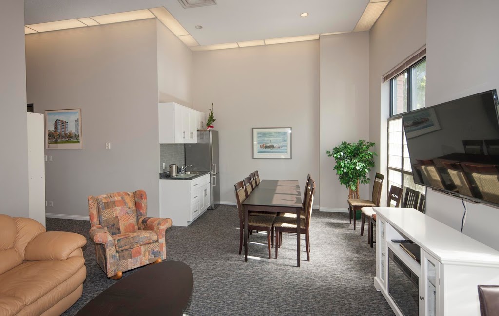 Sidney Manor Seniors 55+ Apartment | 183 Drake St, Vancouver, BC V6Z 2Y8, Canada | Phone: (604) 687-6141