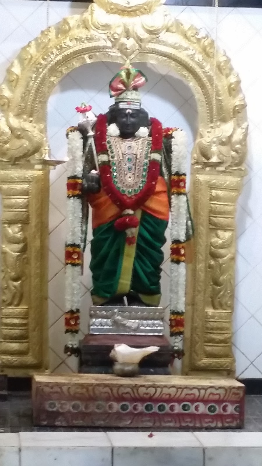 Toronto Thiruchendur Murugan Temple | 19 Penn Dr, North York, ON M9L 2A7, Canada | Phone: (416) 744-9568