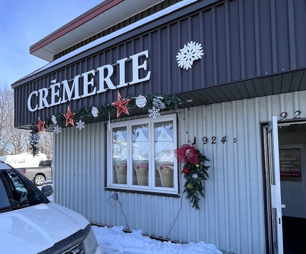 Crèmerie de la ferme bistro sans noix sans arachide Rive-Nord | 924D Rue Notre-Dame, Saint-Sulpice, QC J5W 3W5, Canada | Phone: (514) 926-2481