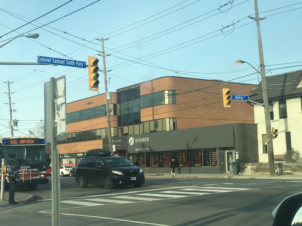 Humber Medical Centre | 3170 Lake Shore Blvd W, Etobicoke, ON M8V 3X8, Canada