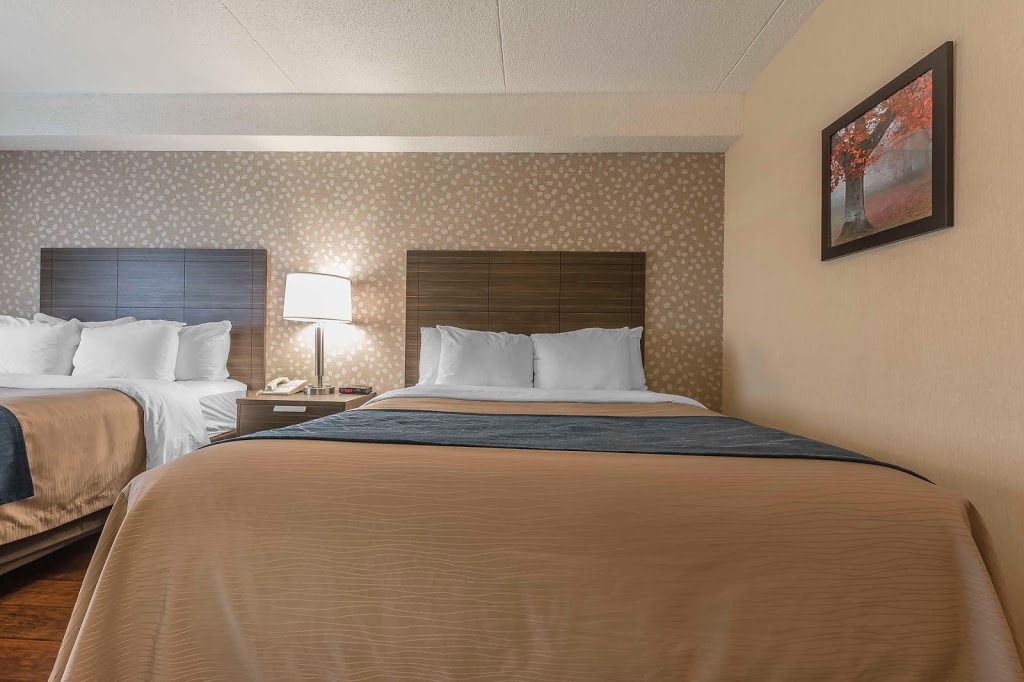 Comfort Inn | 10 du, Rue du Terroir, Lévis, QC G6V 9J3, Canada | Phone: (418) 835-5605