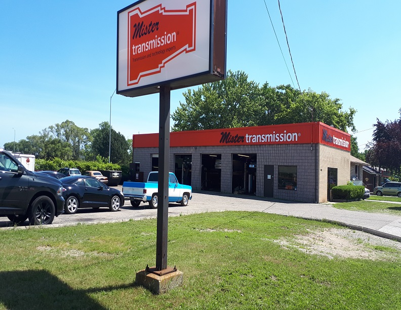 Mister Transmission | 894 Exmouth St, Sarnia, ON N7T 5R2, Canada | Phone: (226) 778-2600