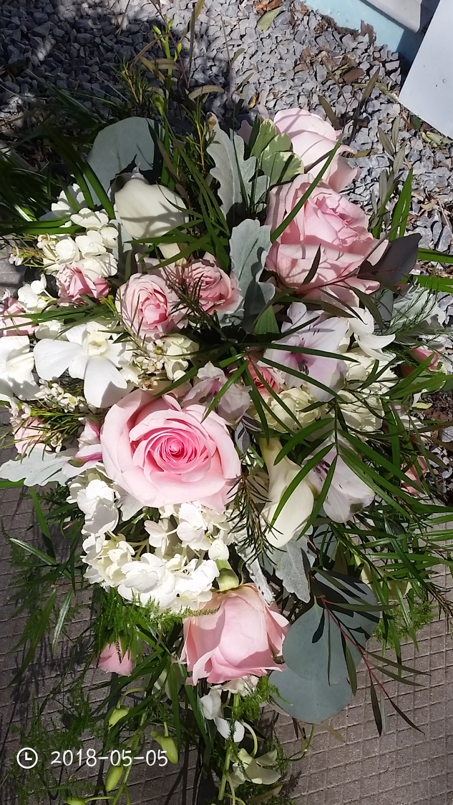 Mels Flowers & Decorating | 55 Tierney St N, Arnprior, ON K7S 2R8, Canada | Phone: (613) 623-7016