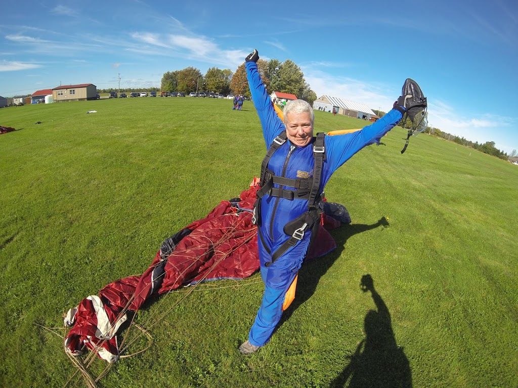 Skydive Burnaby | 11631 Burnaby Rd, Wainfleet, ON L0S 1V0, Canada | Phone: (905) 899-1528