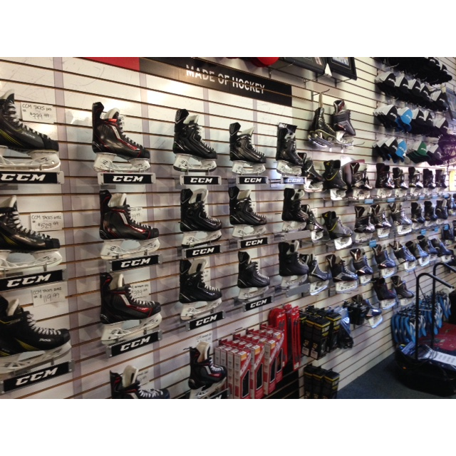 Royal Sports | 750 Pembina Hwy, Winnipeg, MB R3M 2M7, Canada | Phone: (204) 453-7437