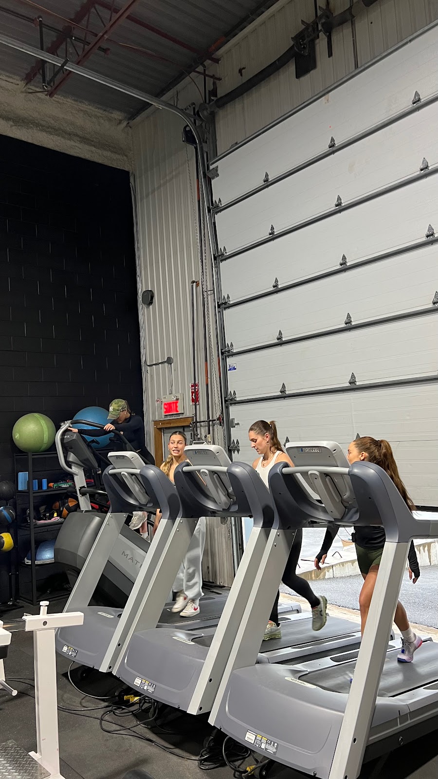 Le Gymnase | 2101G Rue Nobel, Sainte-Julie, QC J3E 1Z8, Canada | Phone: (450) 649-5660