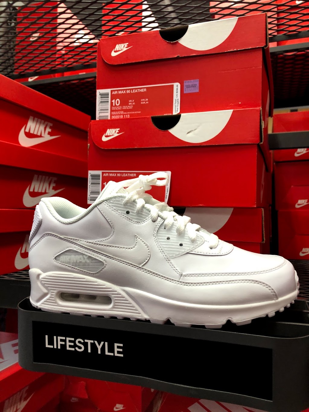 Nike | 260 Brimley Rd, Scarborough, ON M1M 3H8, Canada | Phone: (416) 264-8505