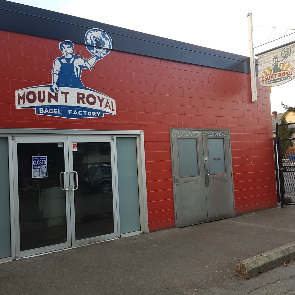Mount Royal Bagel | 1115 N Park St, Victoria, BC V8T 1C7, Canada | Phone: (250) 380-3588