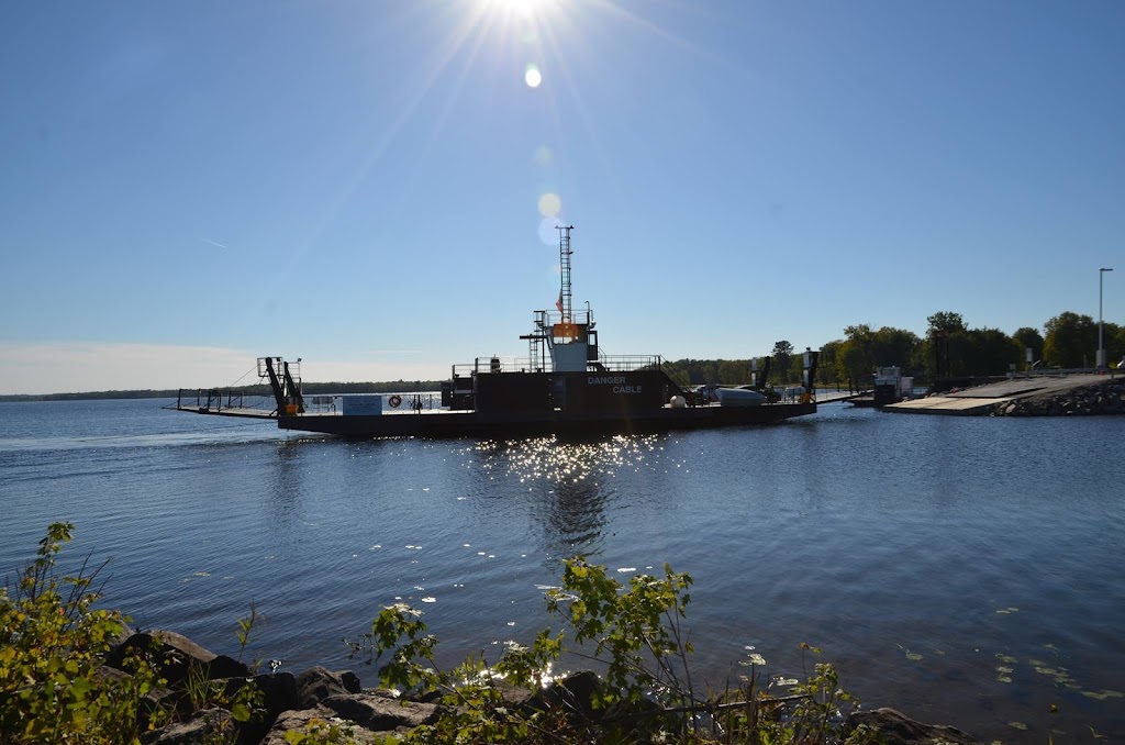 Quyon Ferry (Ont) | Ferry Rd, Ottawa, ON K0A 1X0, Canada | Phone: (343) 883-7533