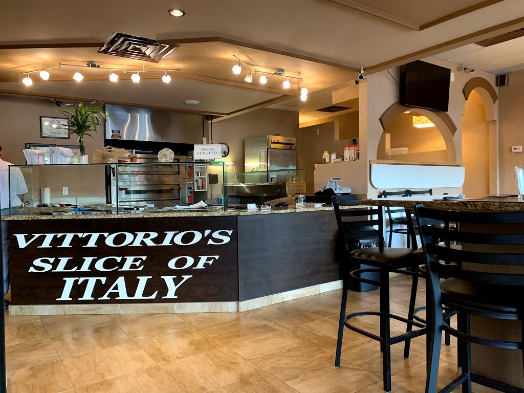 Vittorios Slice Of Italy | 3115 Forest Glade Dr, Windsor, ON N8R 1W6, Canada | Phone: (519) 979-9554