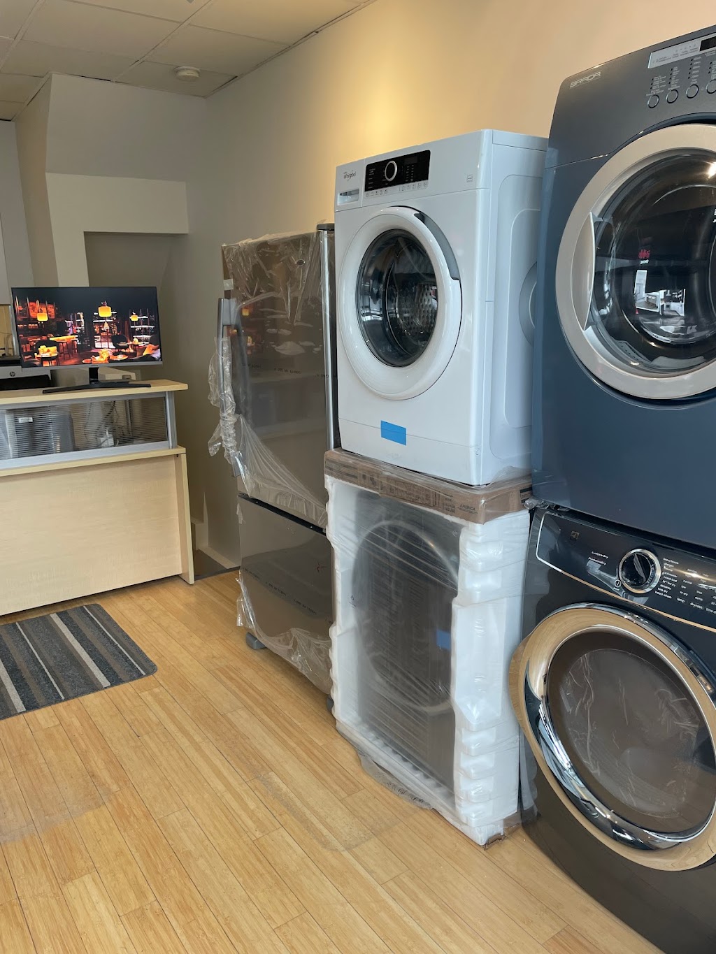 My Appliance Store | 214 Greenwood Ave Unit 1, Toronto, ON M4L 2R1, Canada | Phone: (416) 320-5512