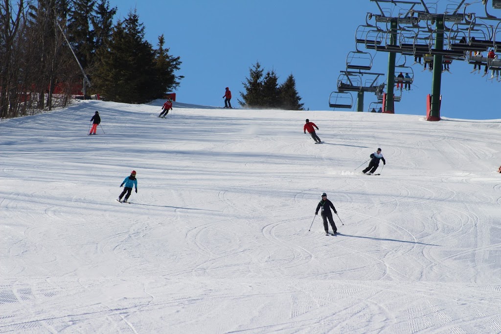 Mansfield Ski Club | 628213, Side Rd 15, Mansfield, ON L9V 0T9, Canada | Phone: (705) 435-3838