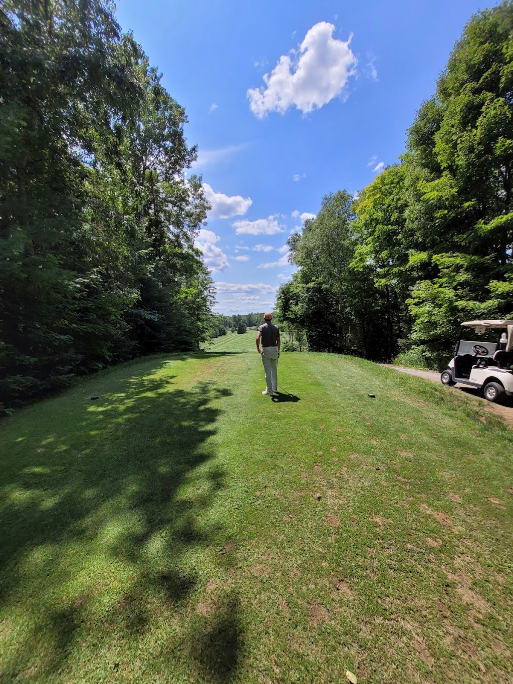 Eagle Lake Golf Course | 2035 Eagle Lake Rd, South River, ON P0A 1X0, Canada | Phone: (705) 386-0261