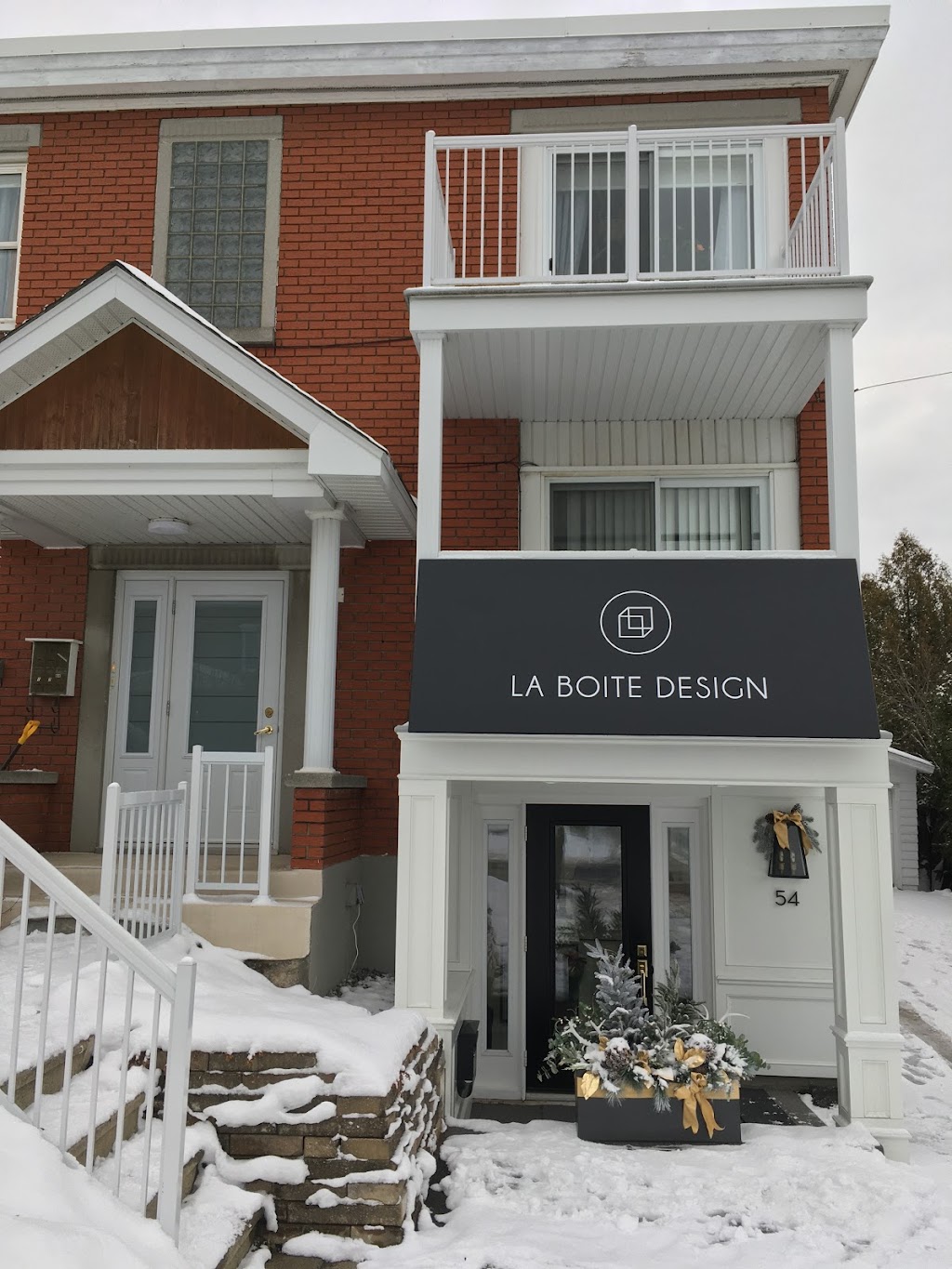 LA BOiTE DESiGN | 54 Rue Clark, Sherbrooke, QC J1J 2N2, Canada | Phone: (819) 829-2000