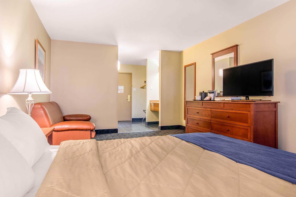 Comfort Inn & Suites | 255-8 Rue de Martigny O W, Saint-Jérôme, QC J7Y 2G4, Canada | Phone: (450) 438-8000