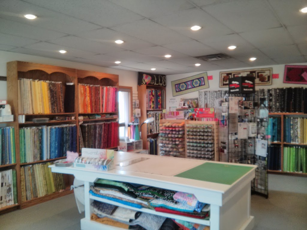 Threads That Binds | 408016 Grey County Rd 4, Maxwell, ON N0C 1J0, Canada | Phone: (519) 922-1010