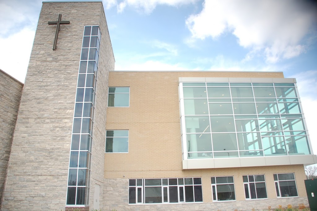 St. Thomas Aquinas Catholic Secondary School | 124 Dorval Dr, Oakville, ON L6K 2W1, Canada | Phone: (905) 842-9494