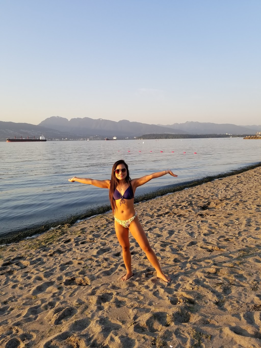 Locarno Beach Concession | 4445 NW Marine Dr, Vancouver, BC V6R 1B7, Canada | Phone: (604) 224-0422