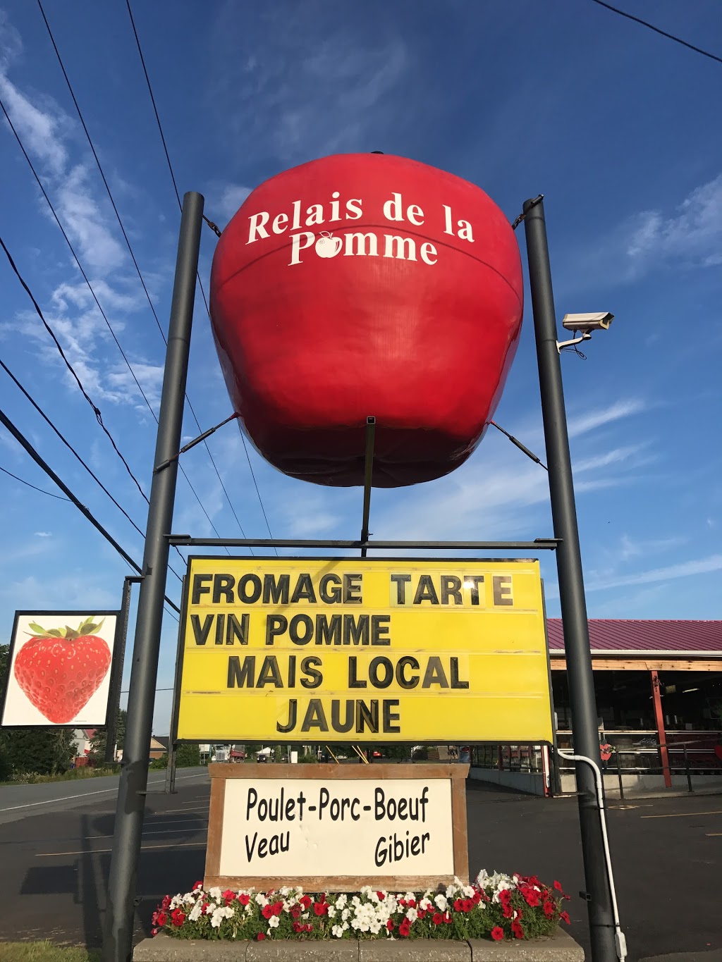 Le Relais de la Pomme | 1315 Rue Principale O, Saint-Paul-dAbbotsford, QC J0E 1A0, Canada | Phone: (450) 379-9393