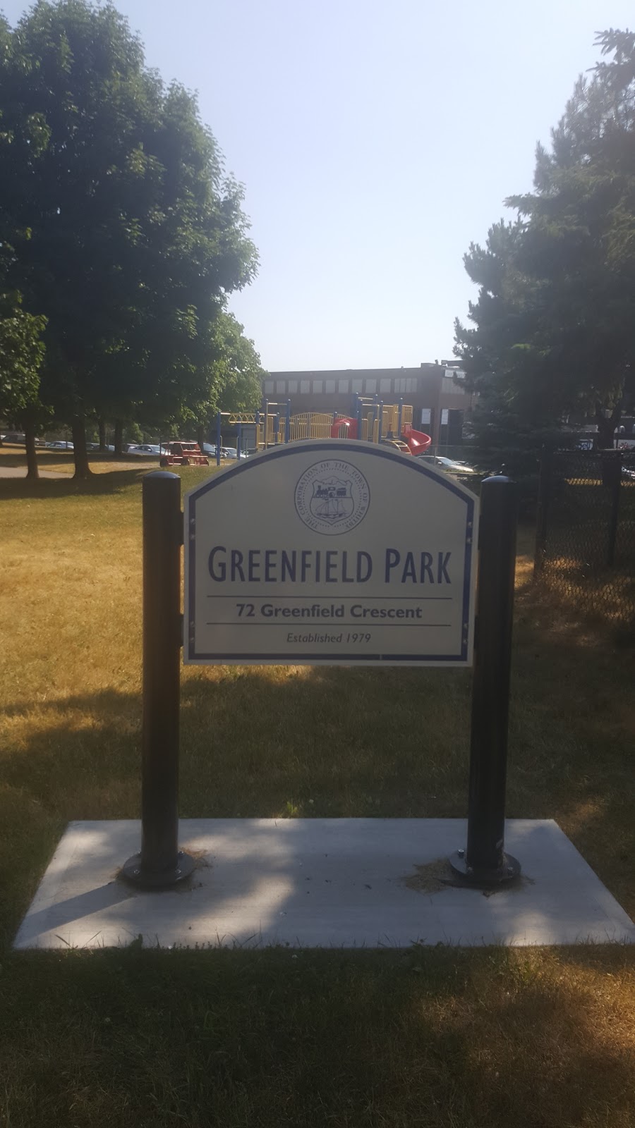 Greenfield Park | 72 Greenfield Crescent, Whitby, ON L1N 7G3, Canada | Phone: (905) 430-4310