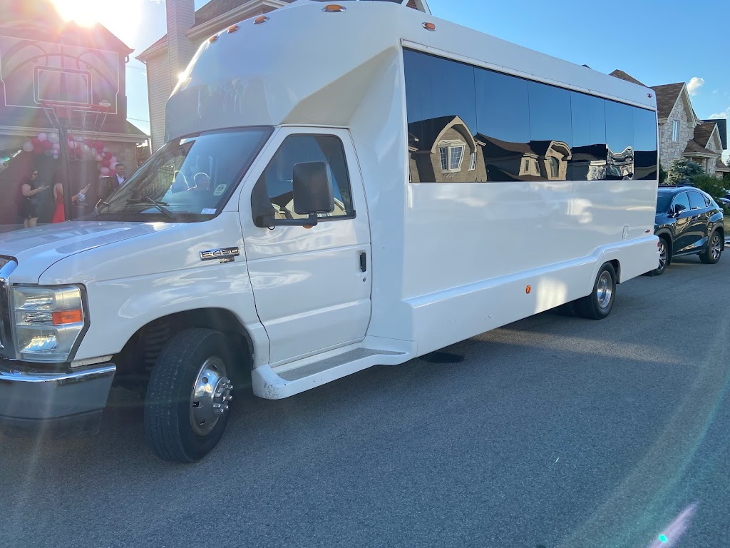 Autobus Limo | 8500 Chem. Delmeade, Mont-Royal, QC H4T 1L6, Canada | Phone: (514) 363-6035