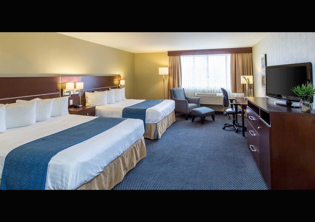 Quality Inn & Suites | 6680 Boulevard Taschereau, Brossard, QC J4W 1M8, Canada | Phone: (450) 671-7213