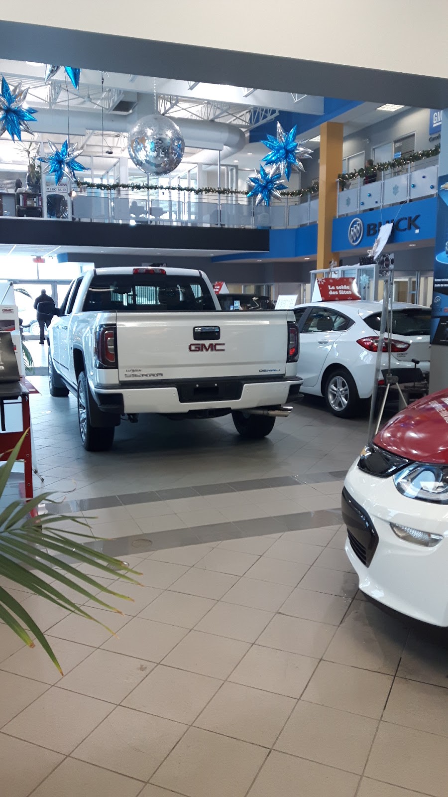 Lussier Chevrolet Buick GMC Corvette Ltée | 3000 Rue Dessaulles, Saint-Hyacinthe, QC J2S 2V8, Canada | Phone: (450) 778-1112