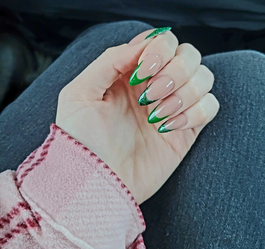 V Nails Moncton | 1144 Mountain Rd, Moncton, NB E1C 2T4, Canada | Phone: (506) 688-9088