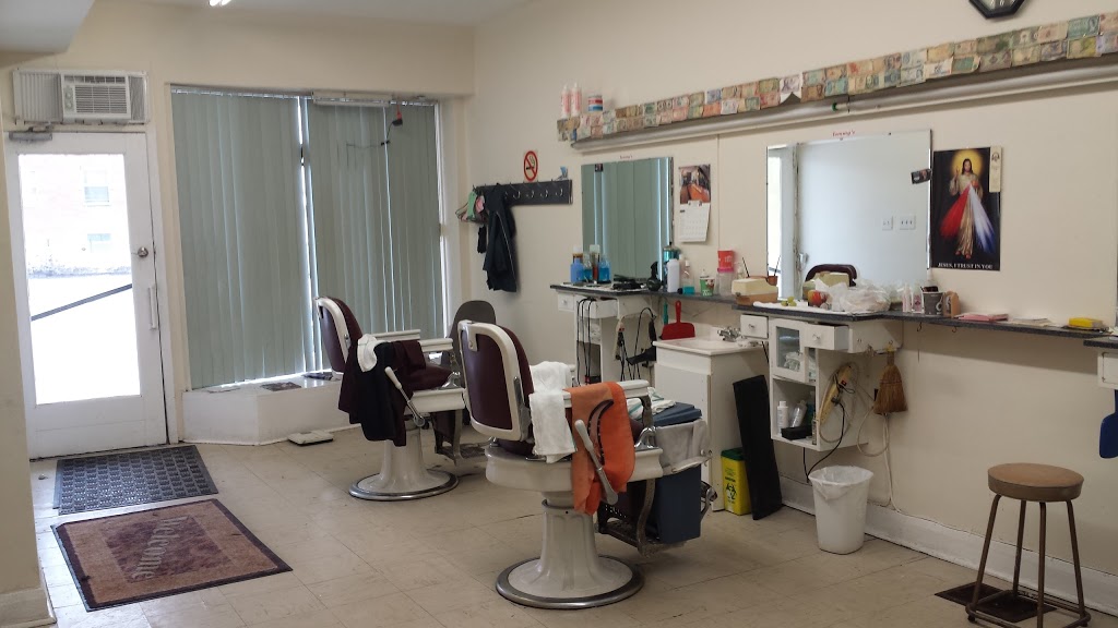 Iabonis Barber Shop | 2860 Keele St, North York, ON M3M 2G8, Canada | Phone: (416) 633-9656