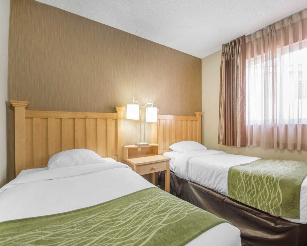 Econo Lodge Inn & Suites | 1748 Capilano Rd, North Vancouver, BC V7P 3B4, Canada | Phone: (604) 988-3181