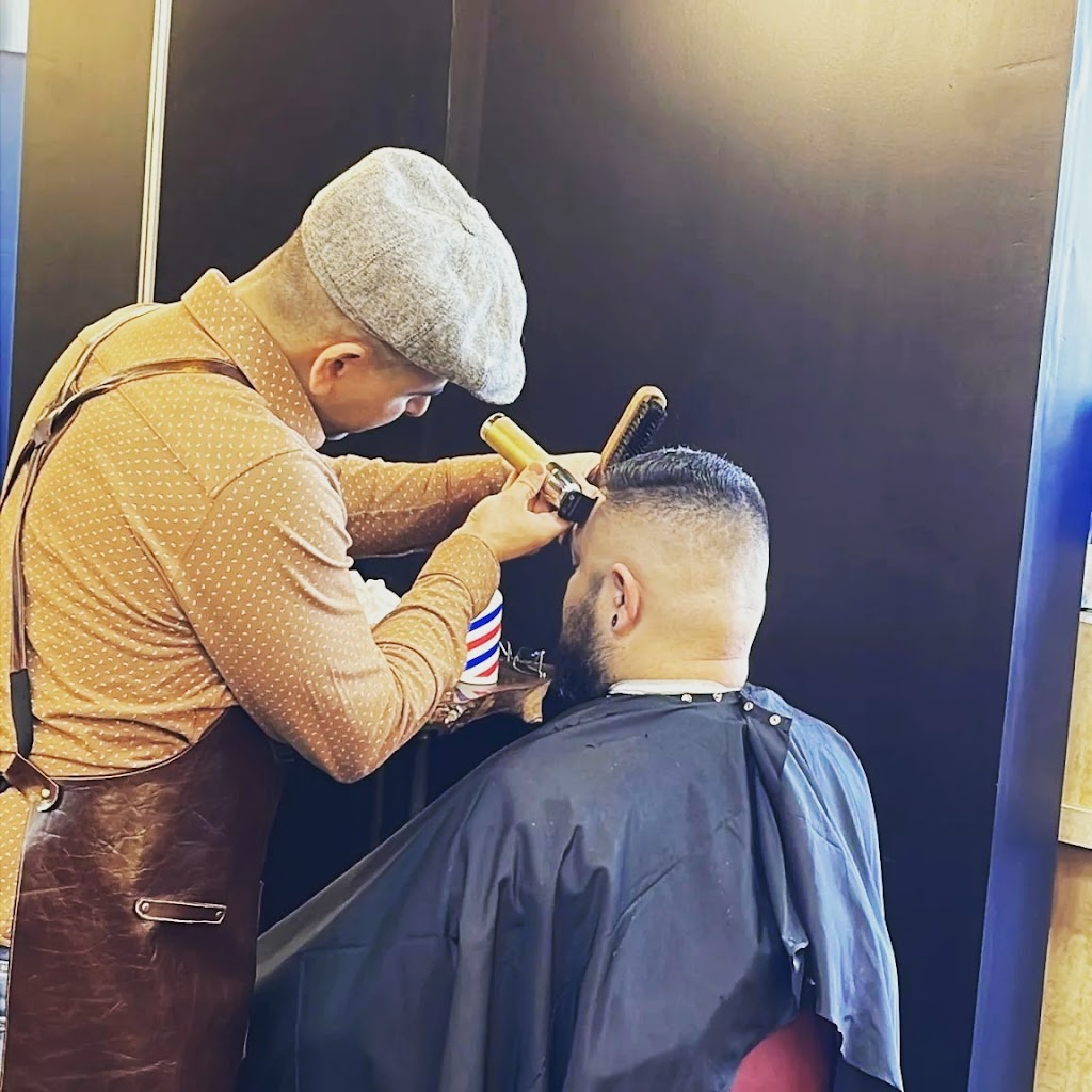 Luigis barbershop | 3827 40 Ave, Red Deer, AB T4N 2W4, Canada | Phone: (587) 272-2227