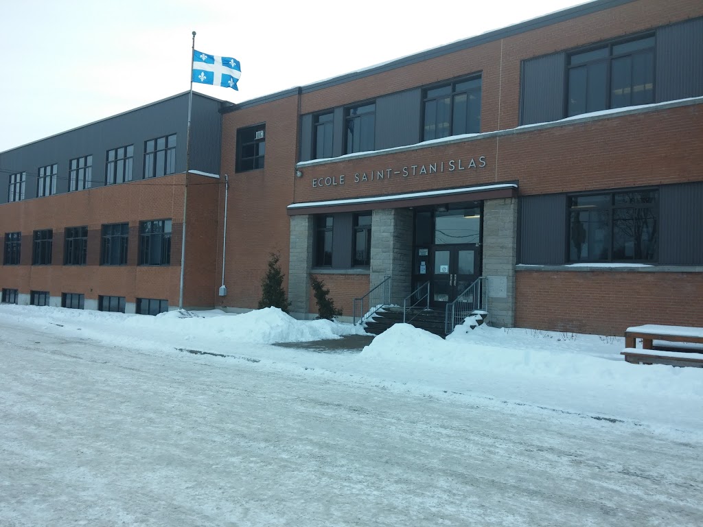 École secondaire Saint-Stanislas | 680 9e Rue, Saint-Jérôme, QC J7Z 2Y9, Canada | Phone: (450) 436-6100